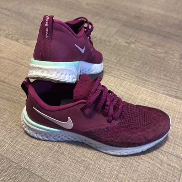 Nike running shoes- Flynit.odyssey react - Picture 7 of 7